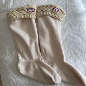 Hunter tall boot cable-knit socks.